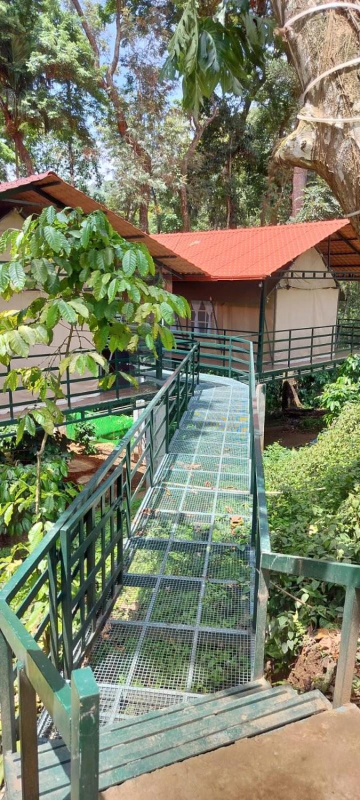 Devi - Plantation Retreat And Forest Getaway Kutta